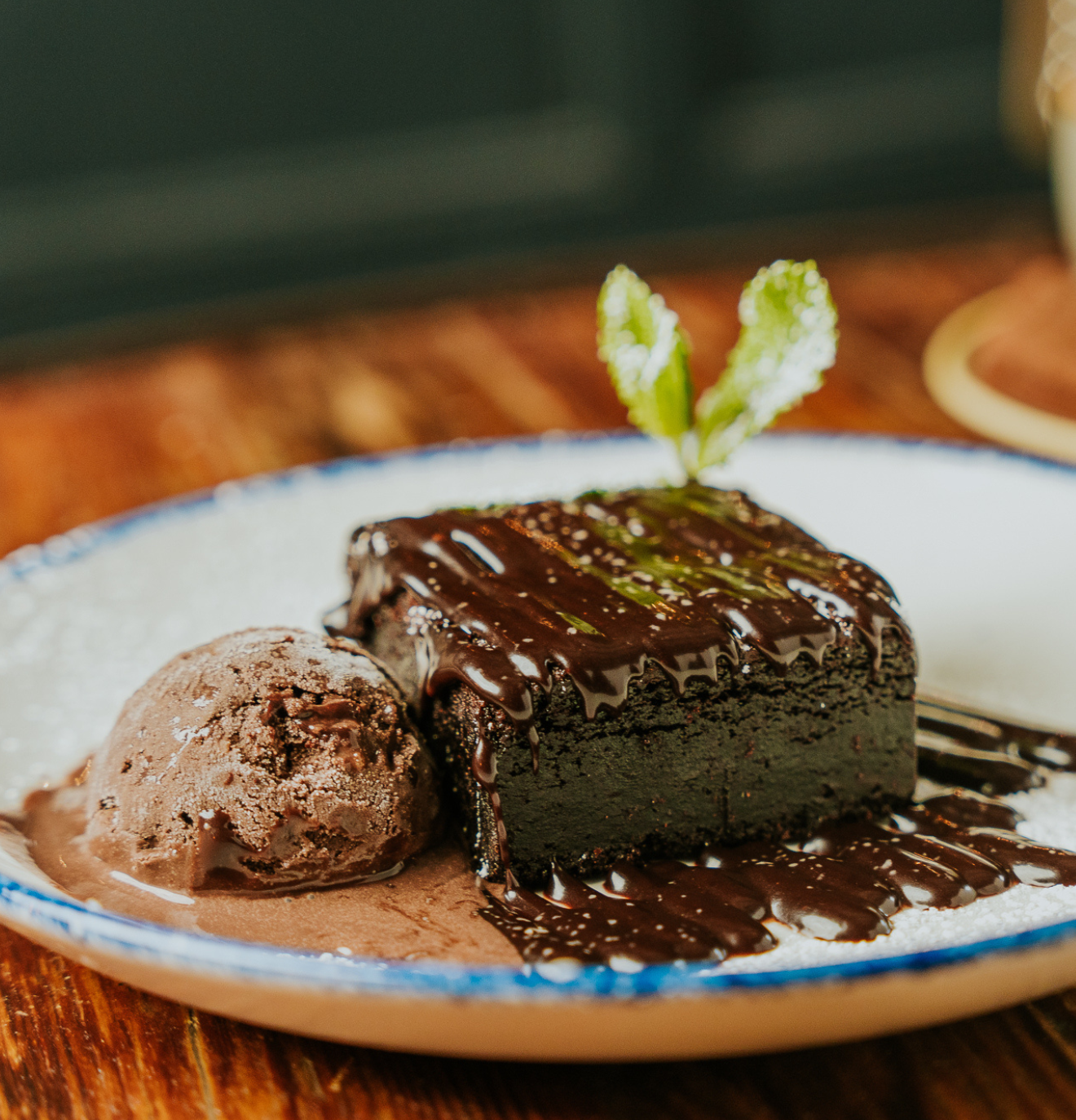 Dinner & Dining at The Altisidora in Bishop Burton